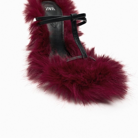 Zara Faux Fur Sandals - Picture 3 of 7